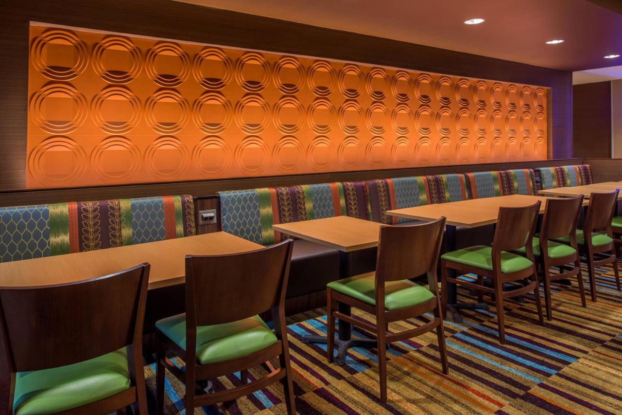 | Fairfield Inn & Suites by Marriott St. Louis Westport