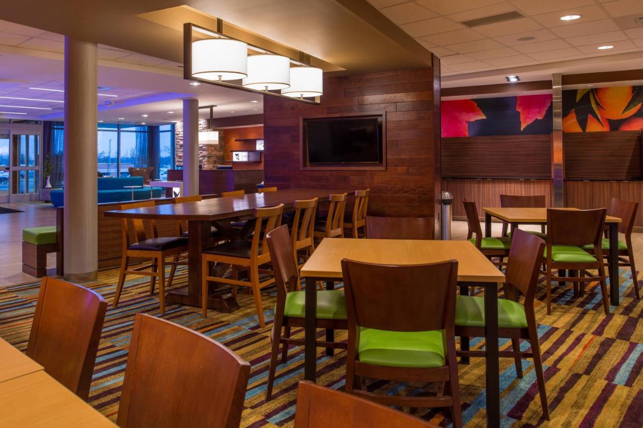 | Fairfield Inn & Suites by Marriott St. Louis Westport