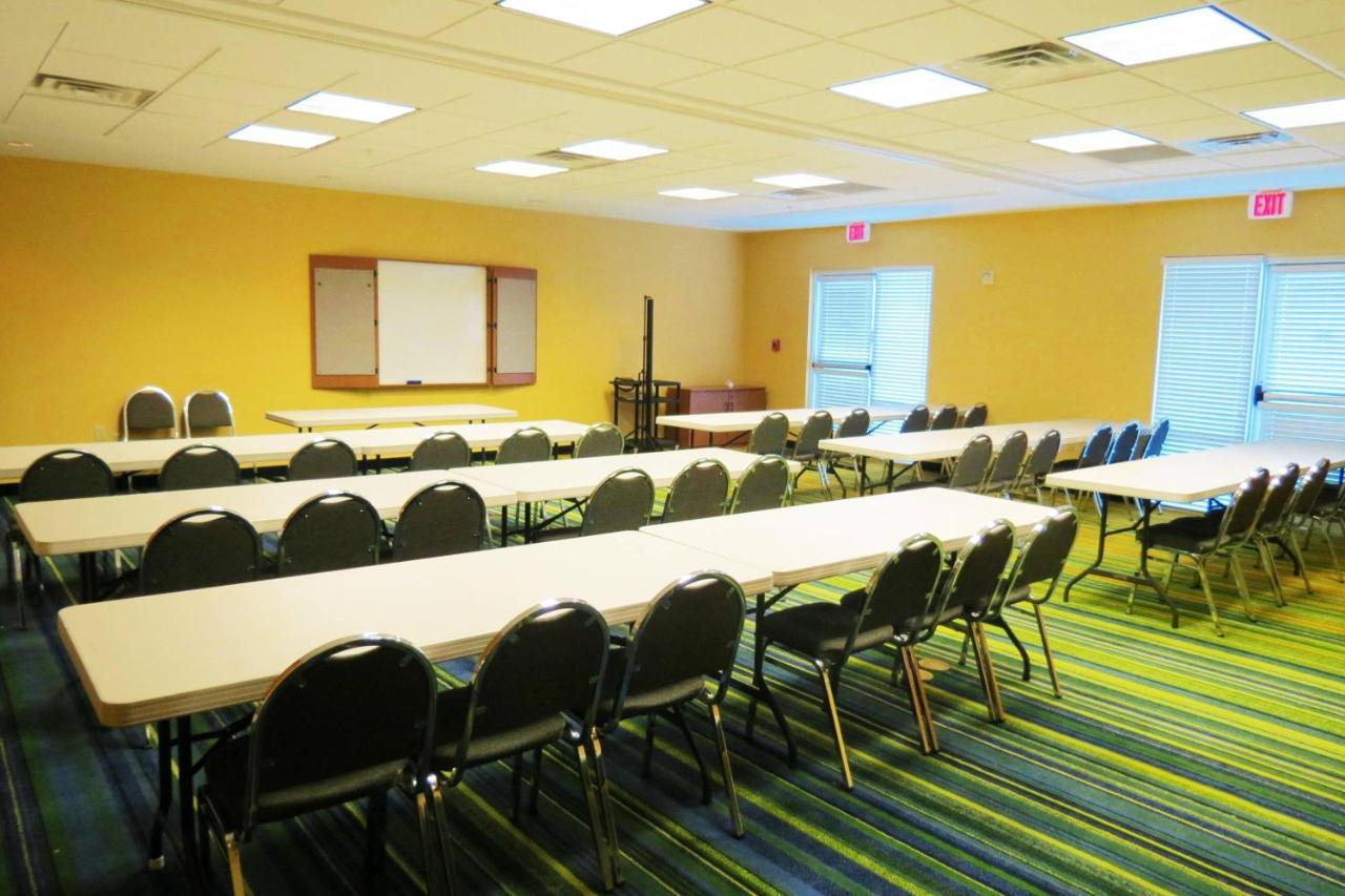 | Fairfield Inn & Suites by Marriott Mt. Vernon Rend Lake