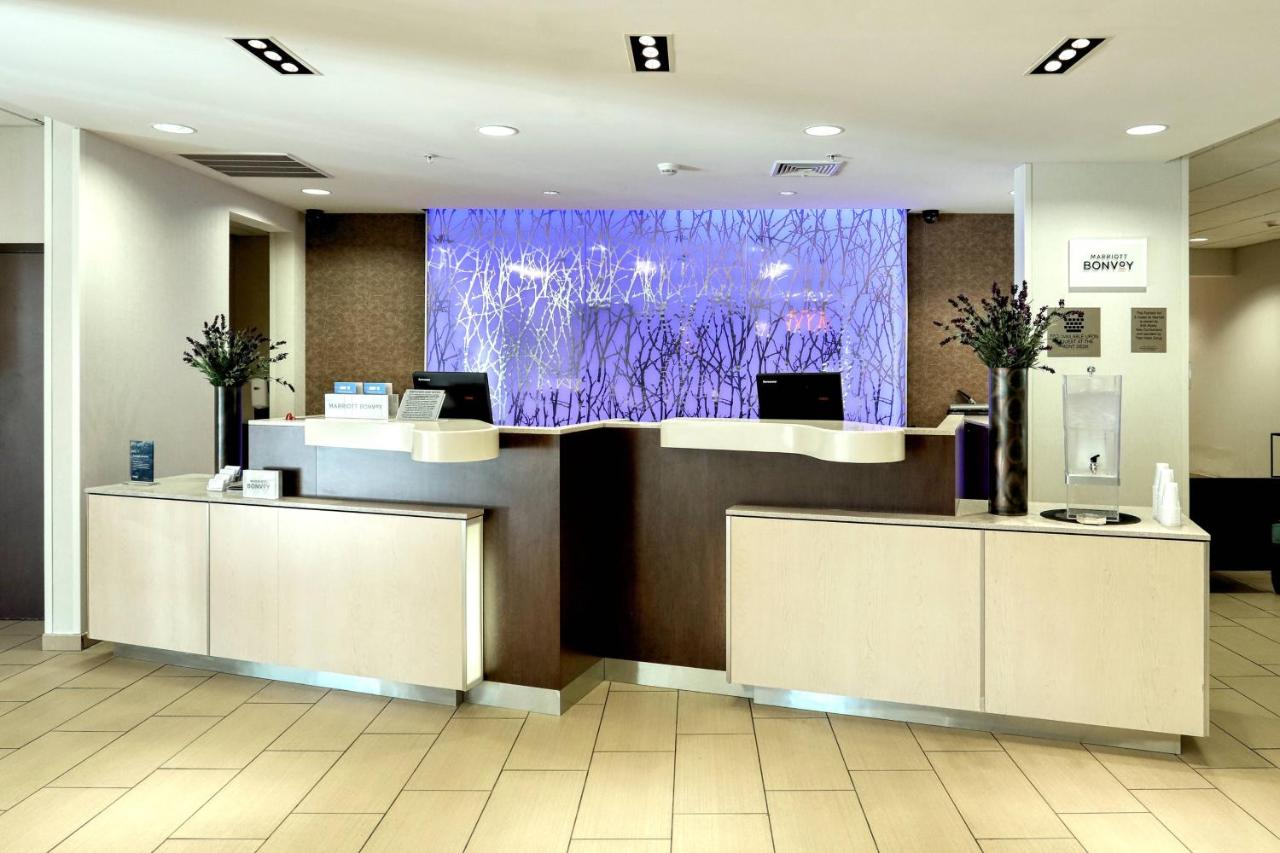 | Fairfield Inn & Suites by Marriott Harrisburg West/New Cumberland
