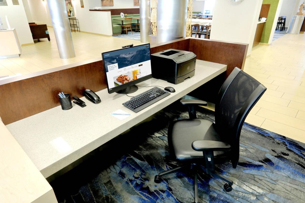 | Fairfield Inn & Suites by Marriott Harrisburg West/New Cumberland