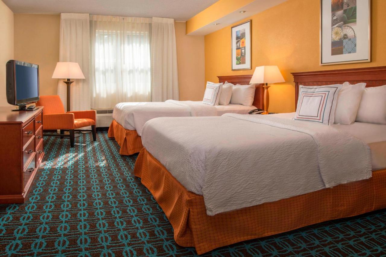 | Fairfield Inn & Suites by Marriott Williamsburg