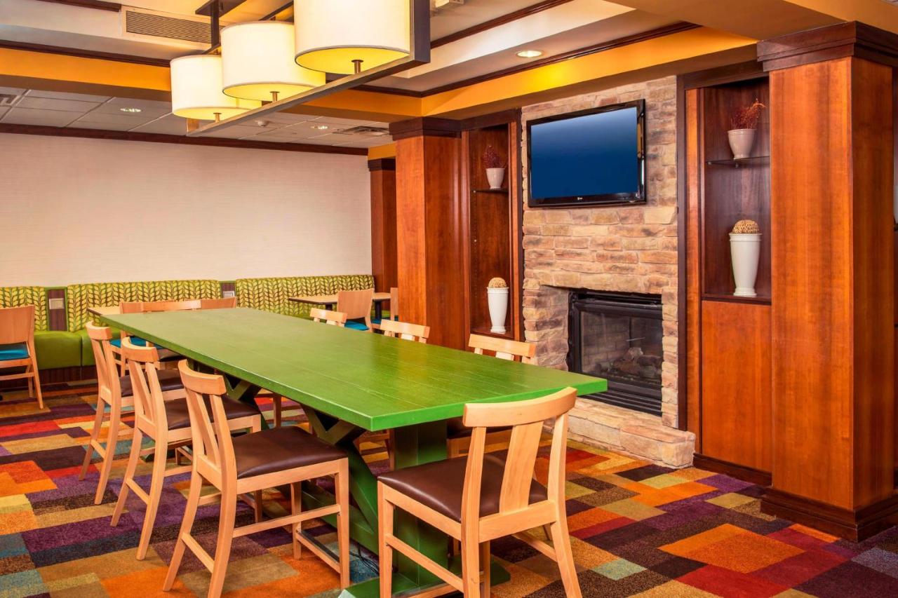 | Fairfield Inn & Suites by Marriott Williamsburg