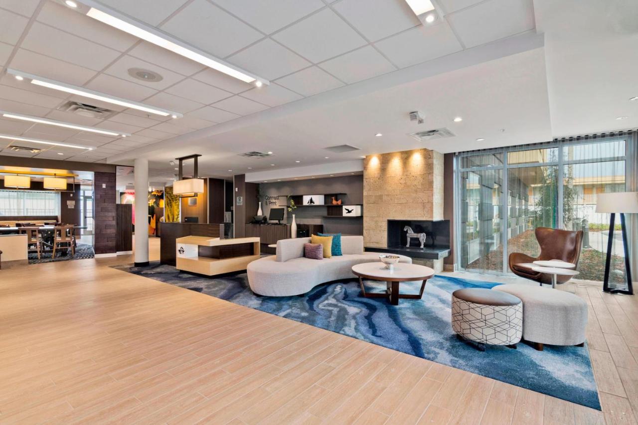 | Fairfield Inn & Suites by Marriott St Petersburg North