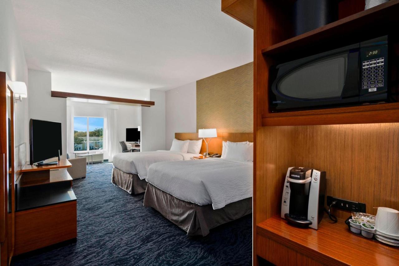  | Fairfield Inn & Suites by Marriott St Petersburg North