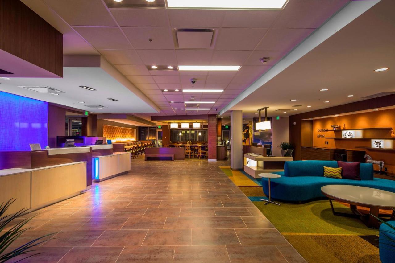 | Fairfield Inn & Suites by Marriott Pittsburgh North/McCandless Crossing