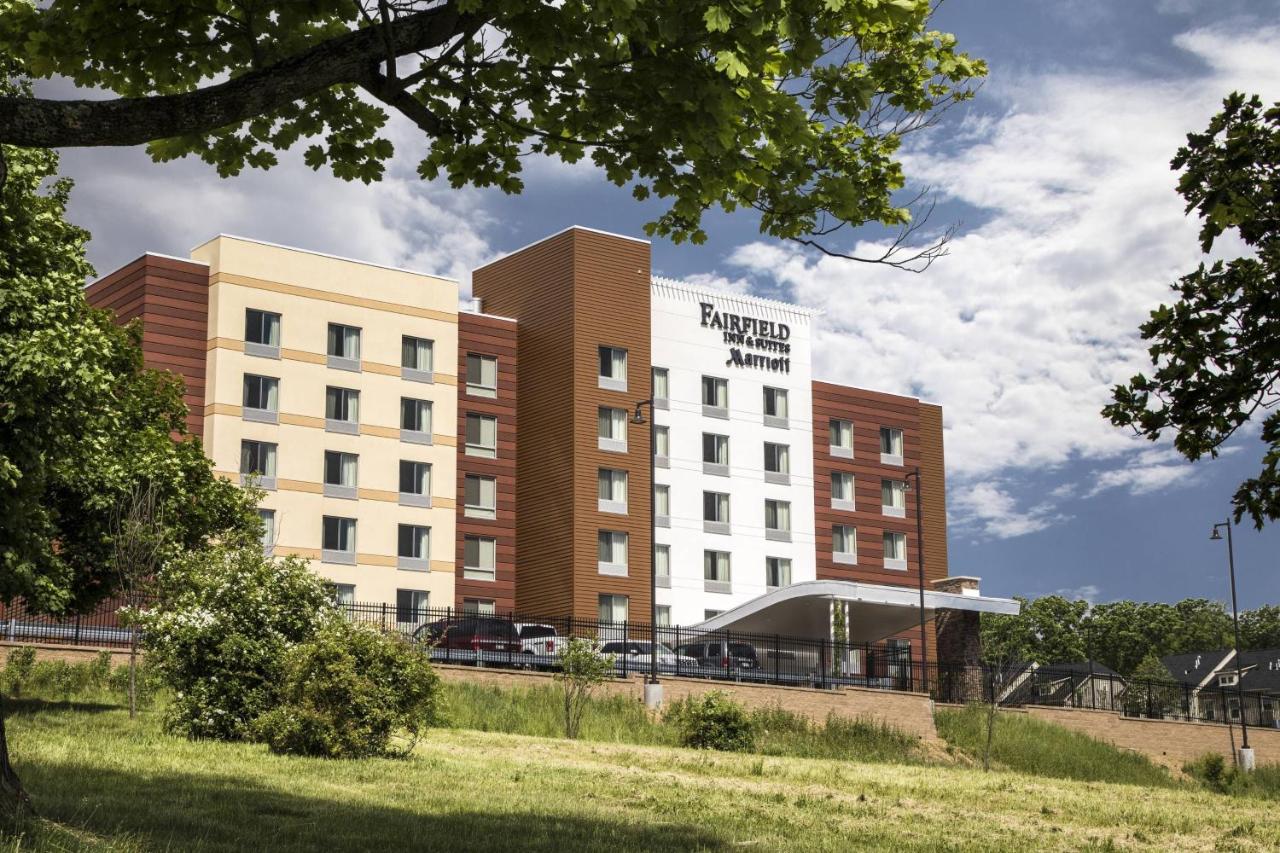 | Fairfield Inn & Suites by Marriott Pittsburgh North/McCandless Crossing