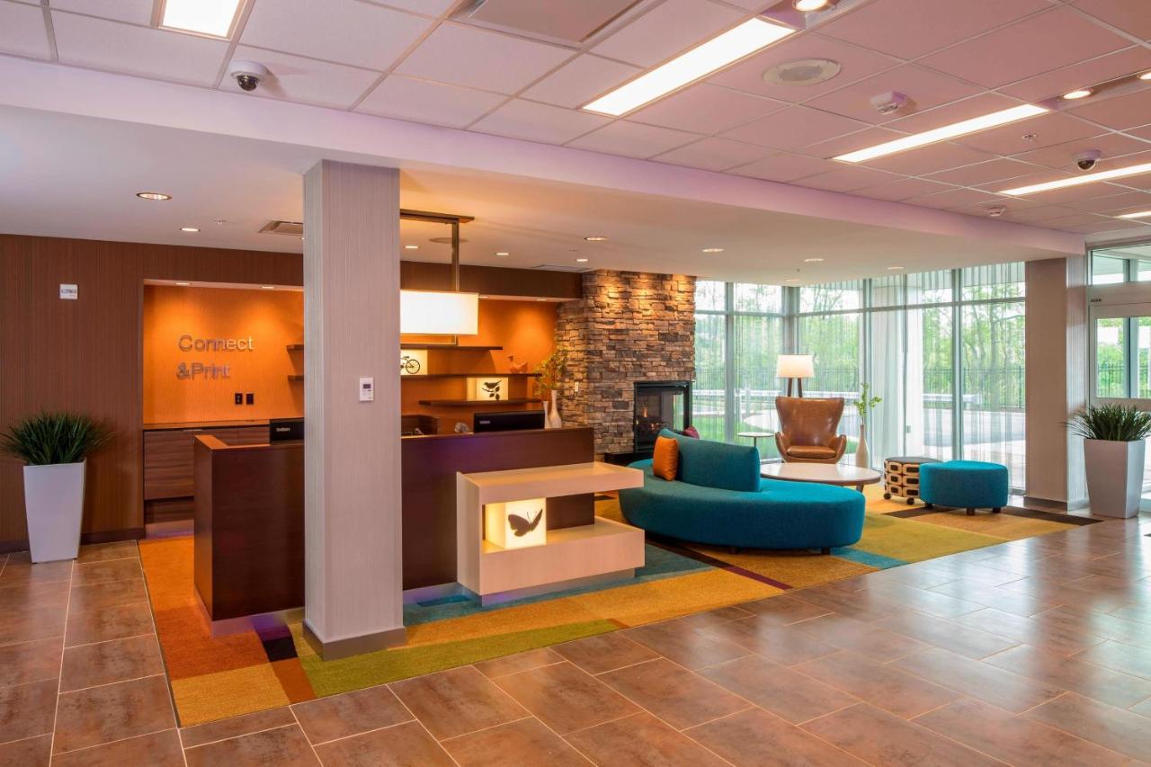 | Fairfield Inn & Suites by Marriott Pittsburgh North/McCandless Crossing
