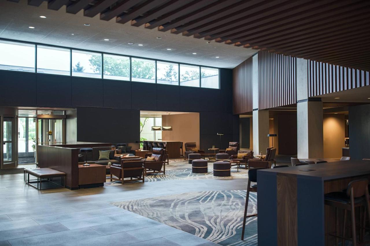 | Chicago Marriott Schaumburg