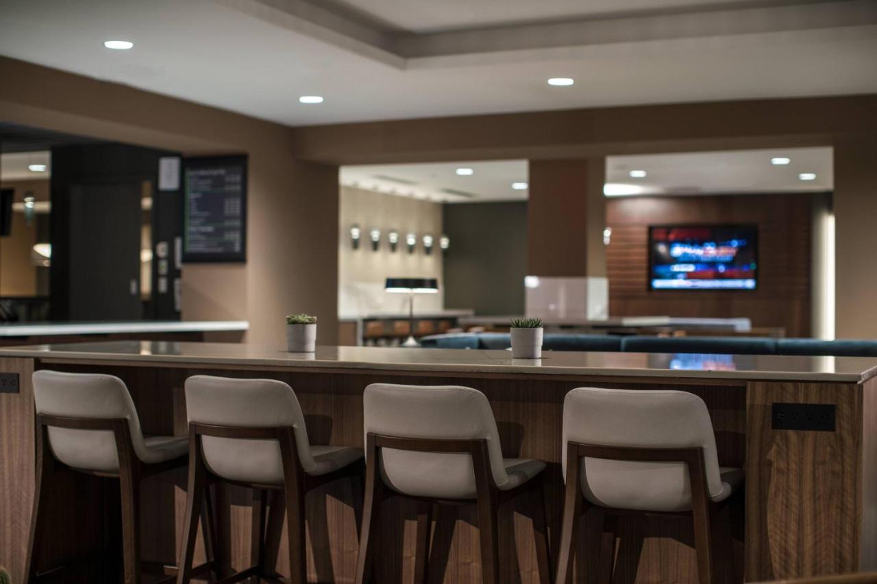 | Chicago Marriott Schaumburg
