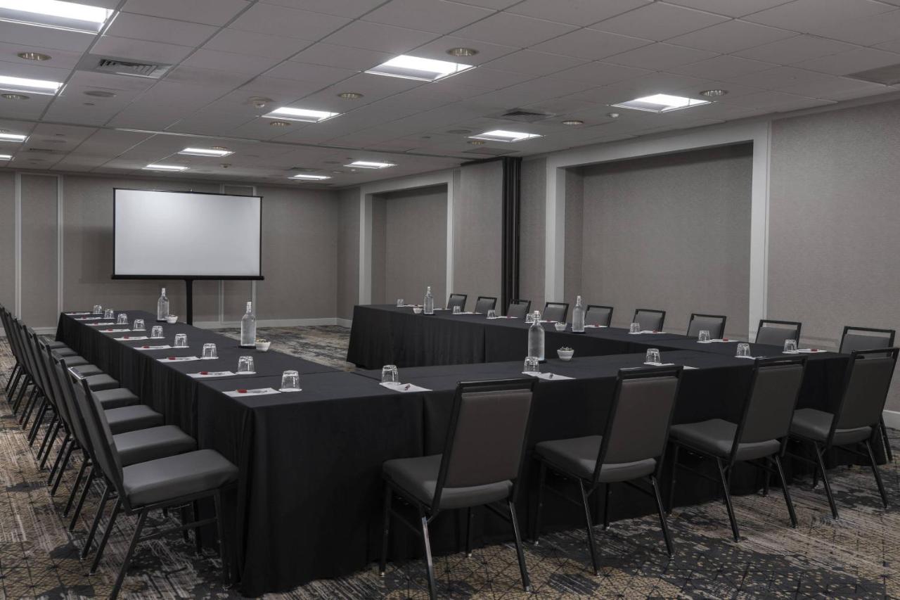 | Chicago Marriott Schaumburg