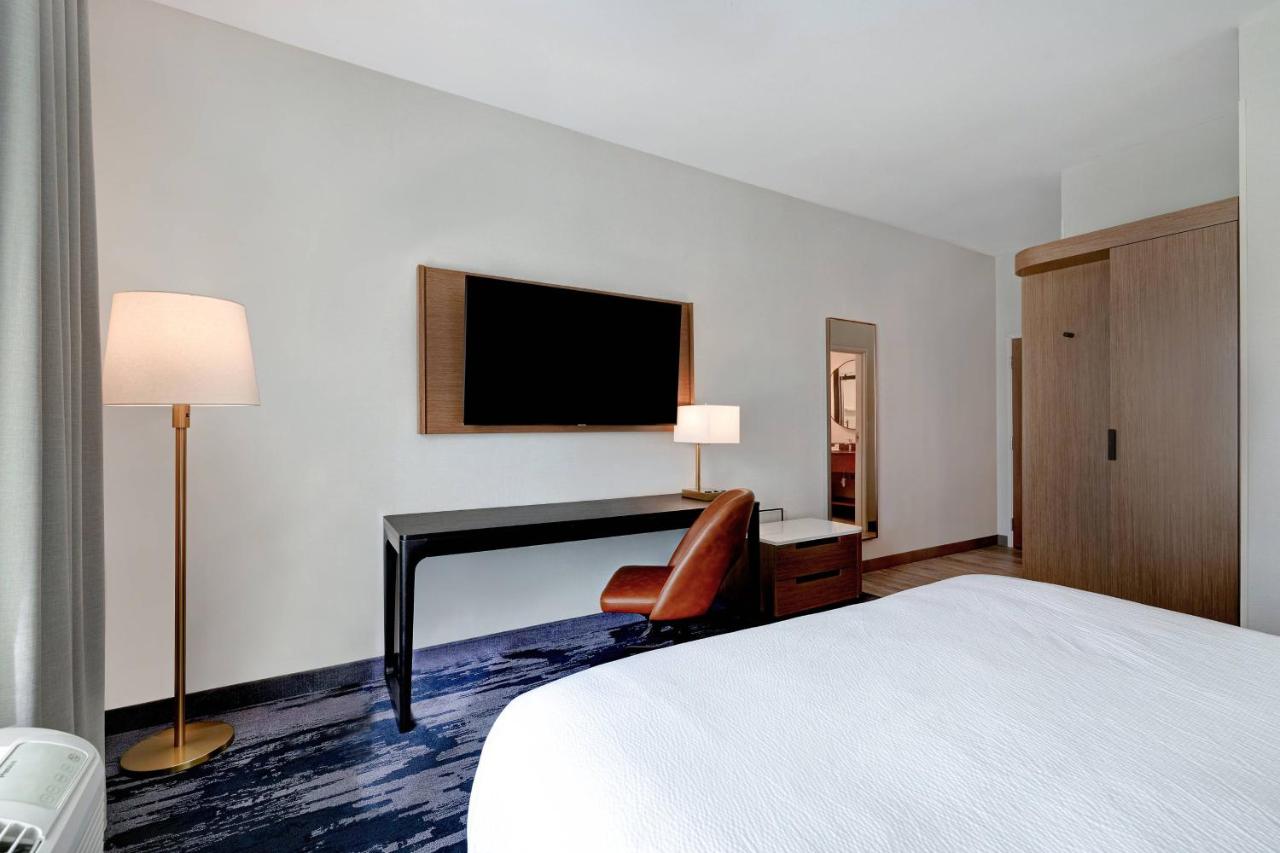 | Fairfield by Marriott Inn & Suites St. Paul Eagan