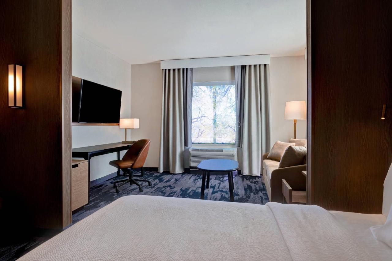 | Fairfield by Marriott Inn & Suites St. Paul Eagan