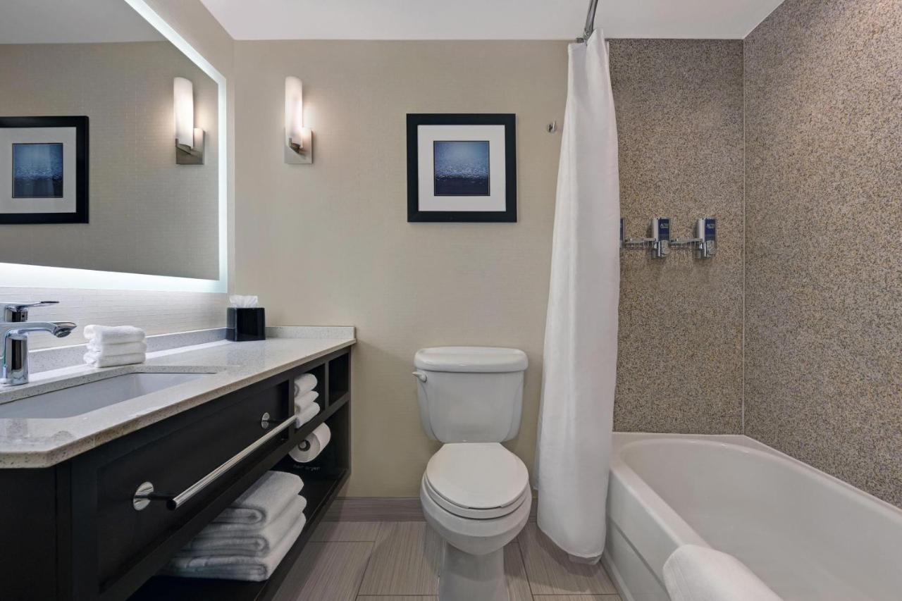 | Four Points by Sheraton Birmingham Homewood
