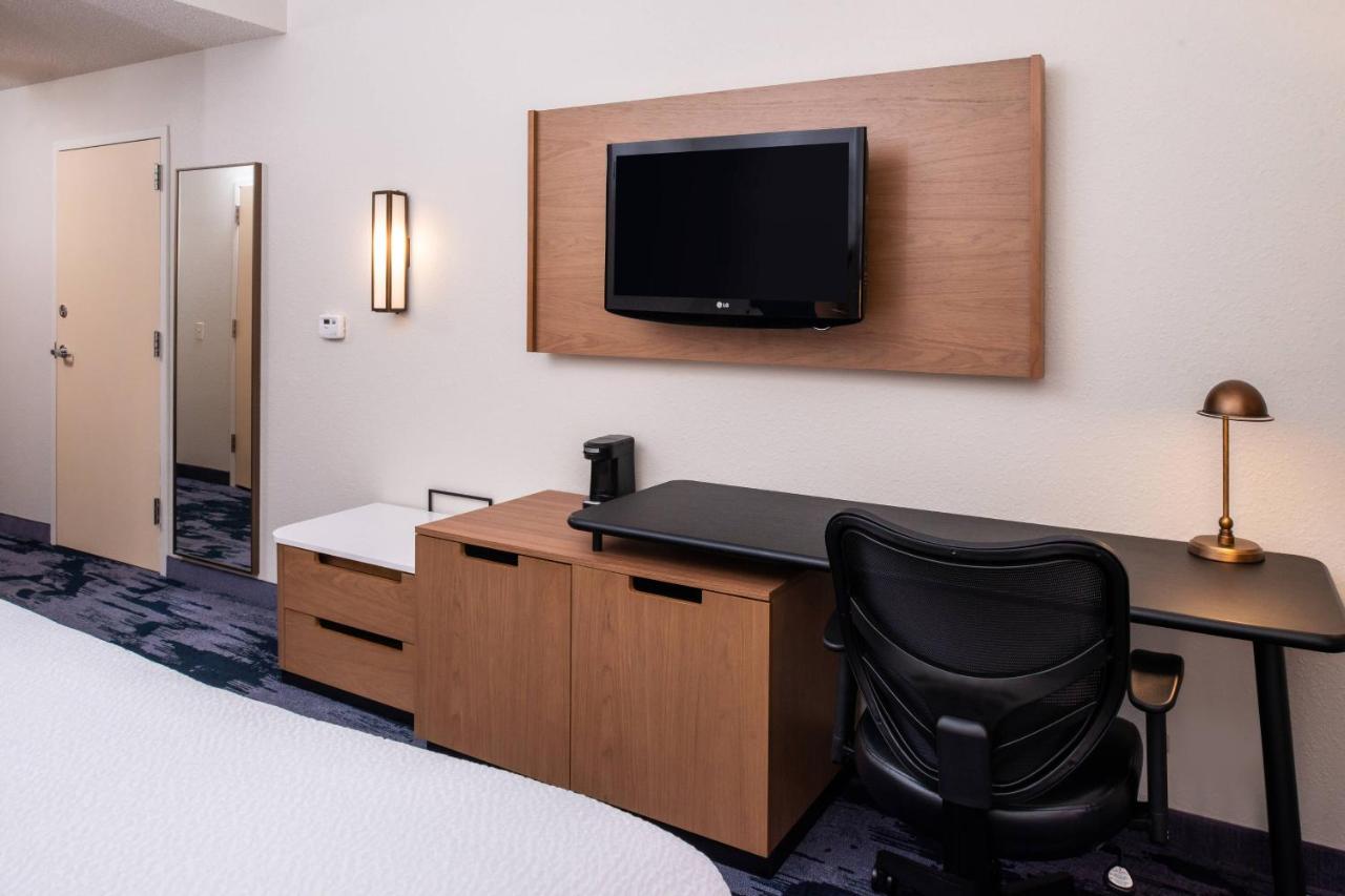| Fairfield Inn & Suites High Point Archdale