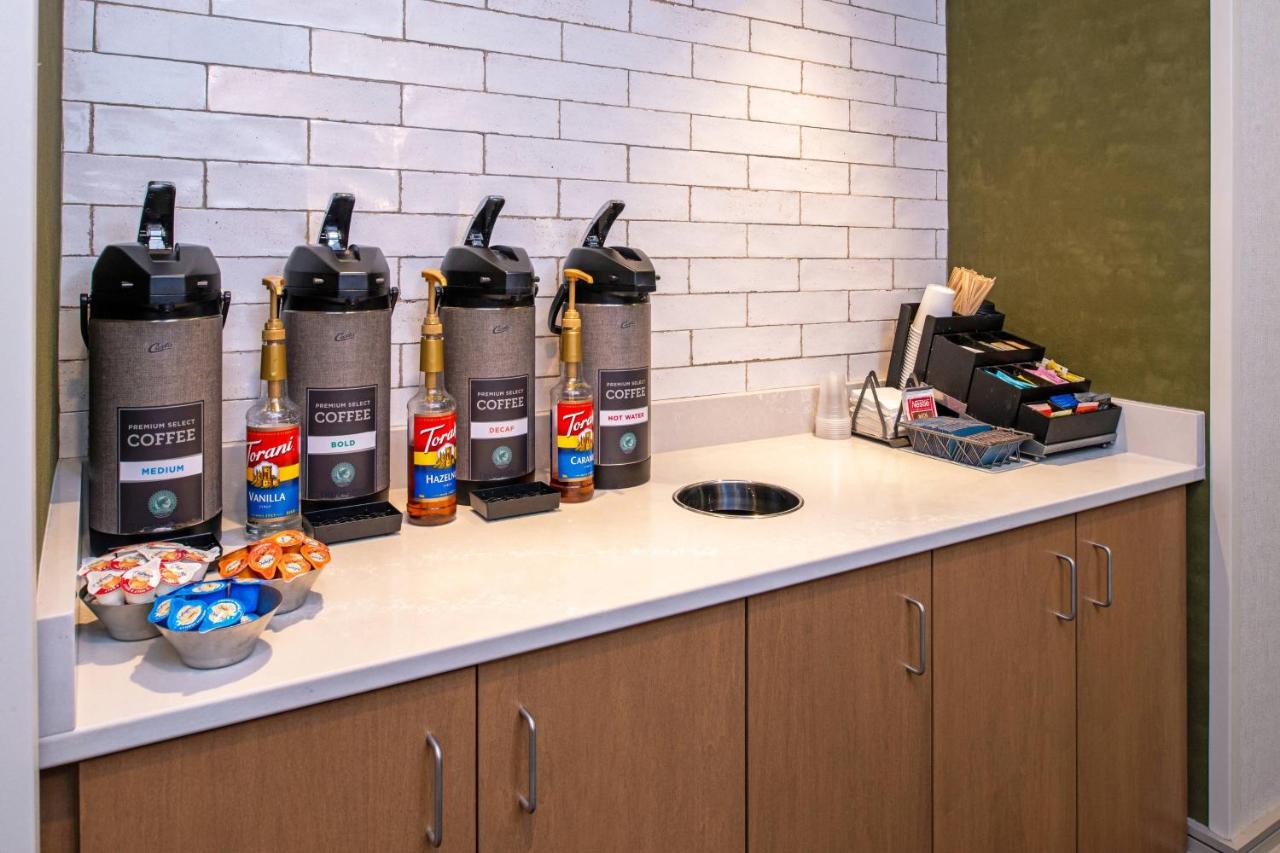 | Fairfield Inn & Suites High Point Archdale