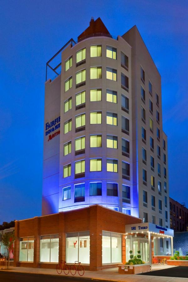 | Fairfield Inn & Suites by Marriott New York Brooklyn