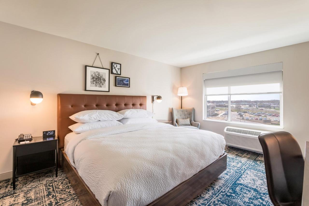 | Four Points by Sheraton Elkhart