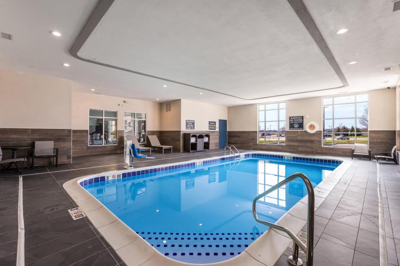 | Four Points by Sheraton Elkhart