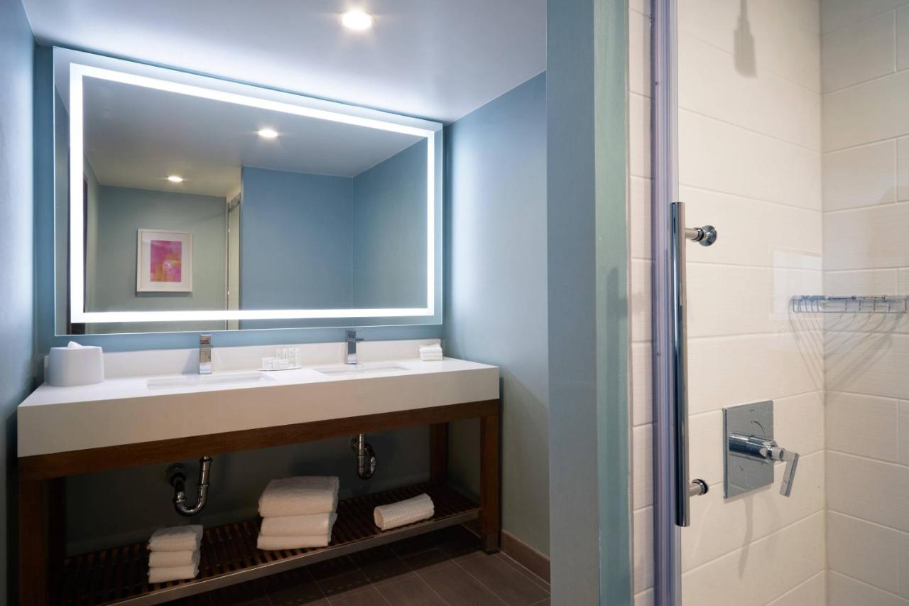  | Fairfield Inn & Suites by Marriott Camarillo