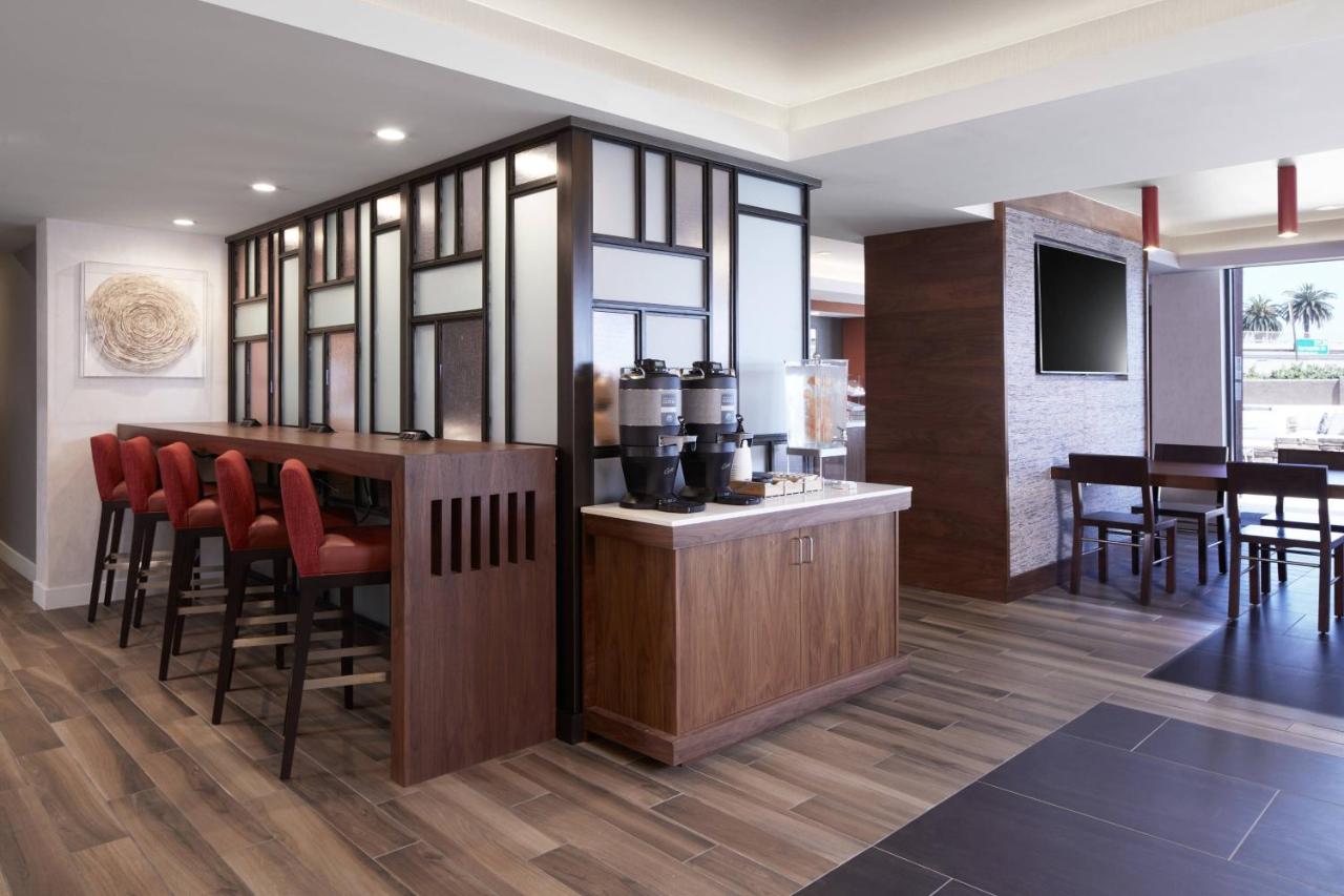 | Fairfield Inn & Suites by Marriott Camarillo