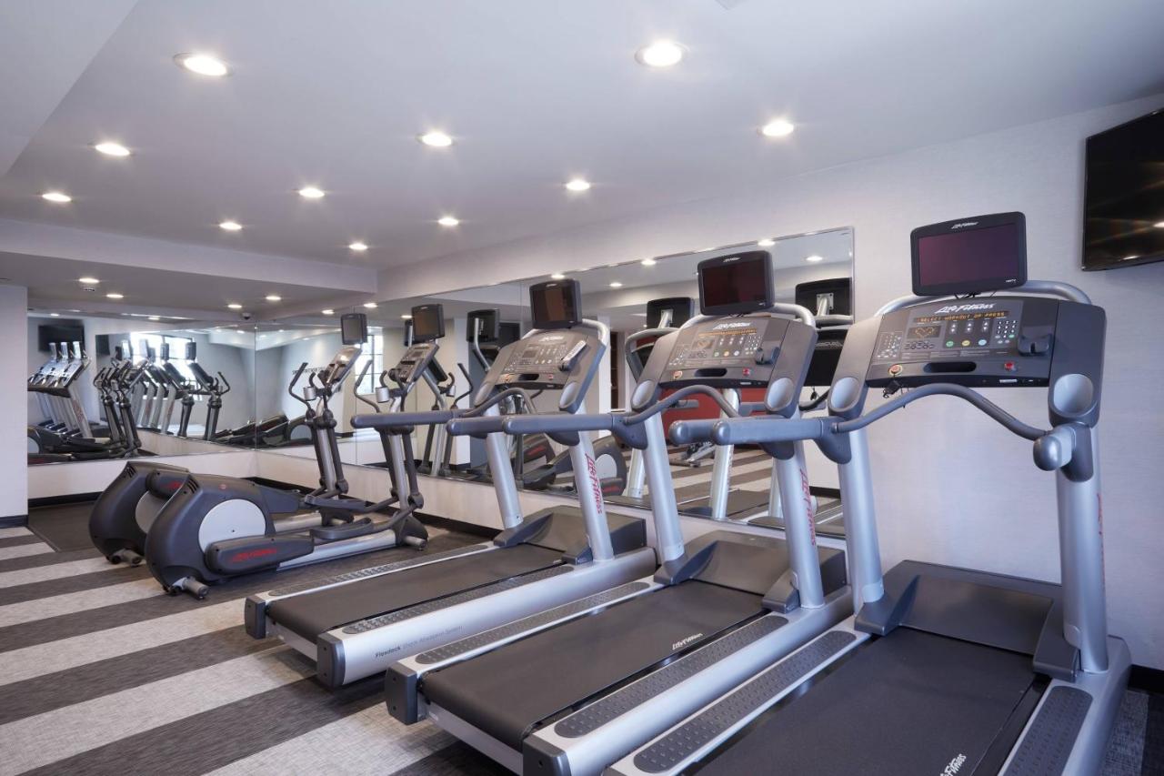 | Fairfield Inn & Suites by Marriott Camarillo