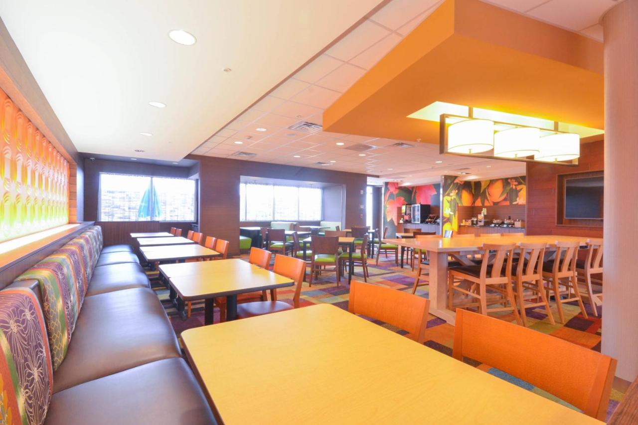 | Fairfield Inn & Suites by Marriott St. Louis Pontoon Beach/Granite City, IL
