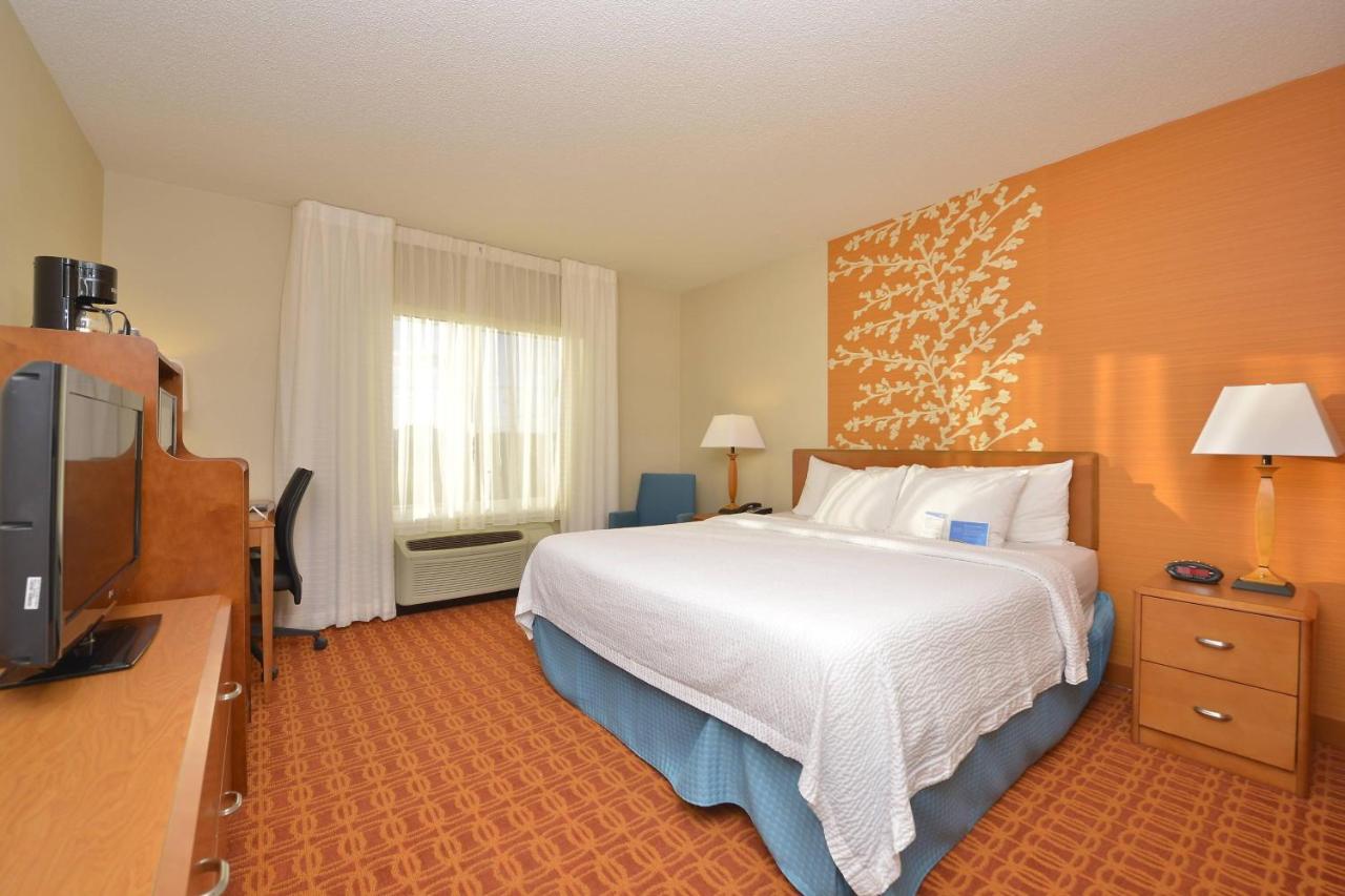 | Fairfield Inn & Suites by Marriott Williamsport