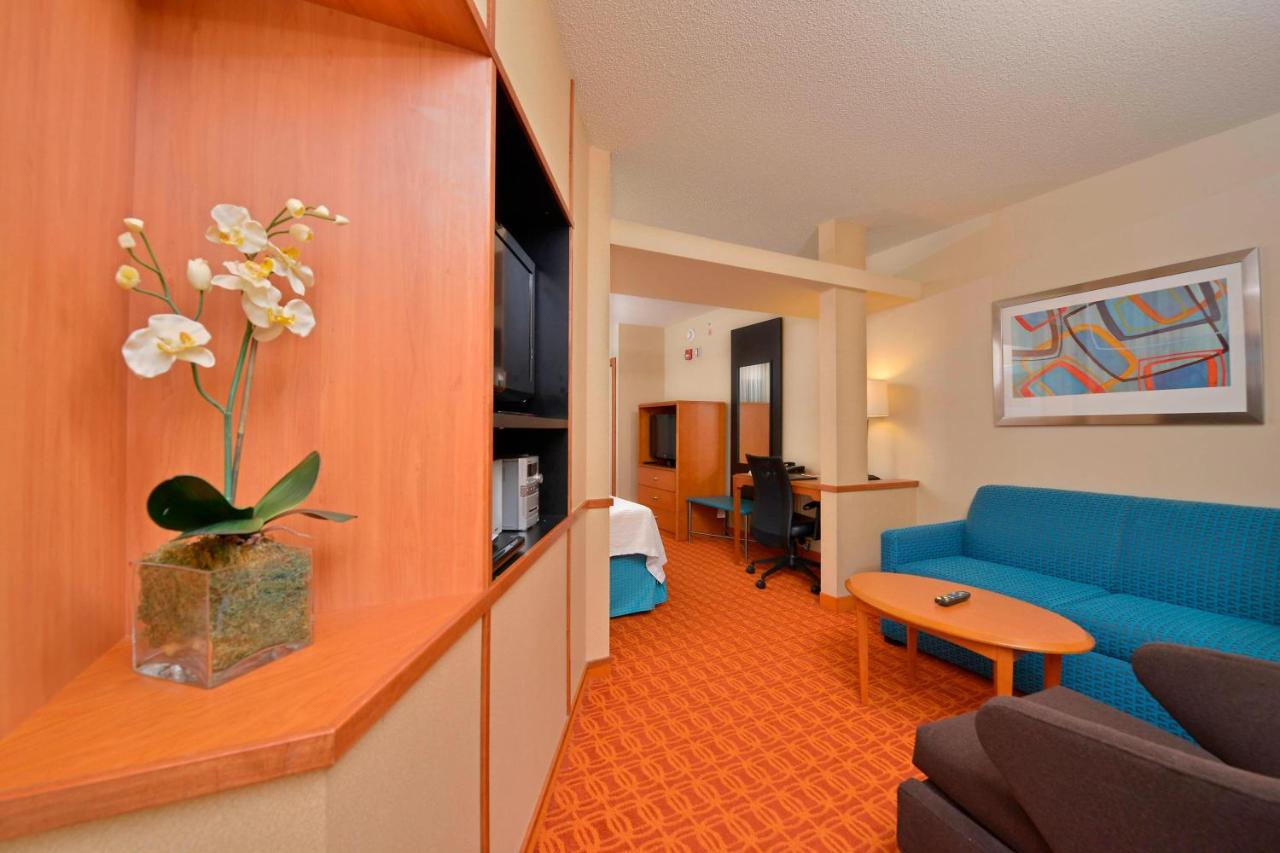 | Fairfield Inn & Suites by Marriott Williamsport