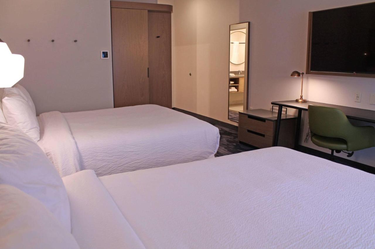 | Fairfield by Marriott Inn & Suites St Louis South