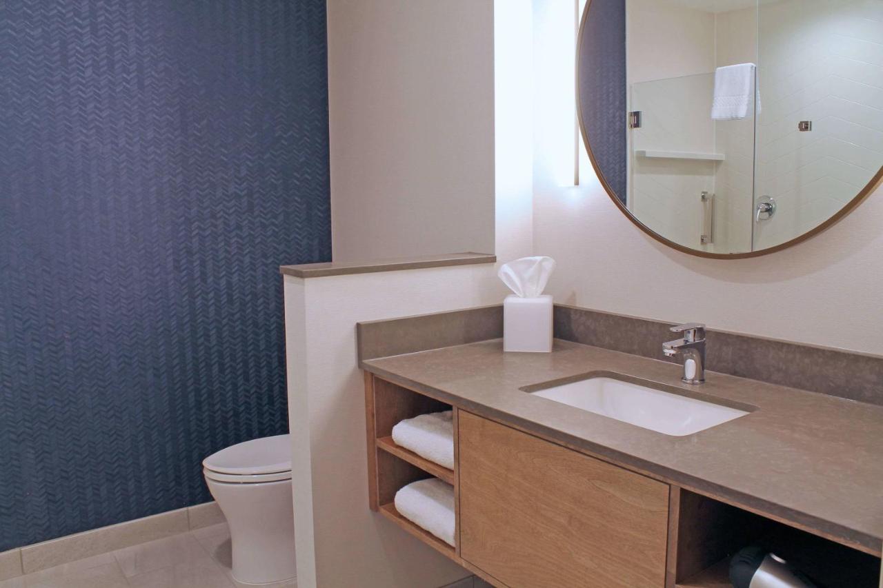 | Fairfield by Marriott Inn & Suites St Louis South