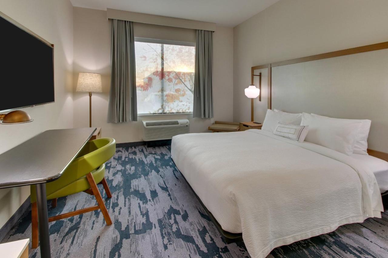  | Fairfield Inn and Suites by Marriott Houston Brookhollow