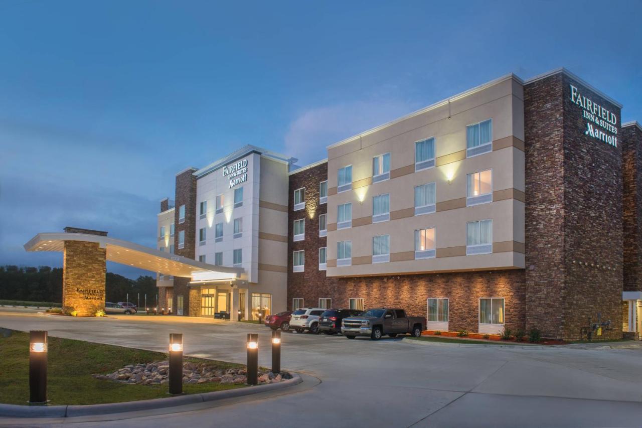 | Fairfield Inn and Suites by Marriott Washington