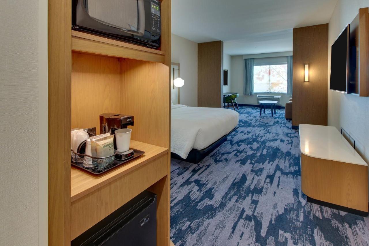  | Fairfield Inn and Suites by Marriott Houston Brookhollow