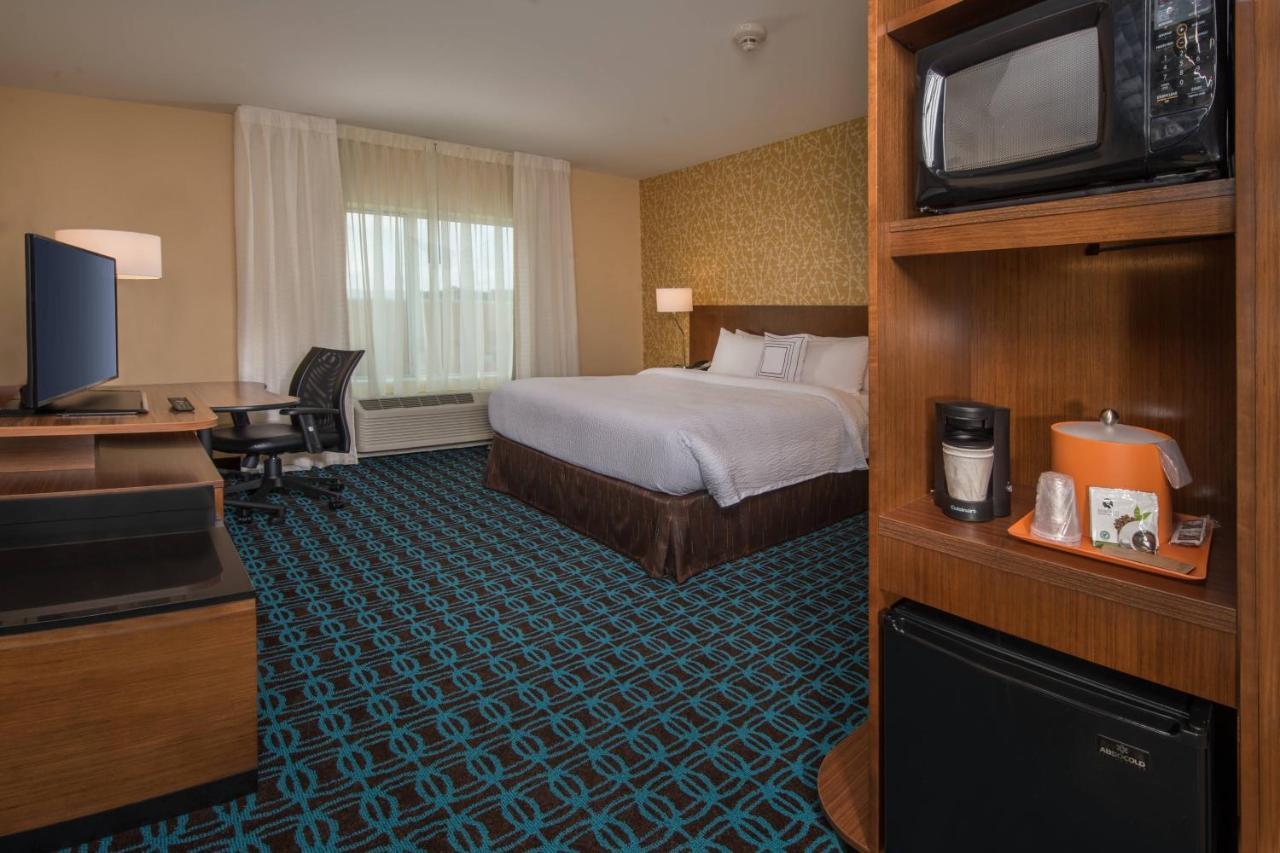 | Fairfield Inn and Suites by Marriott Washington