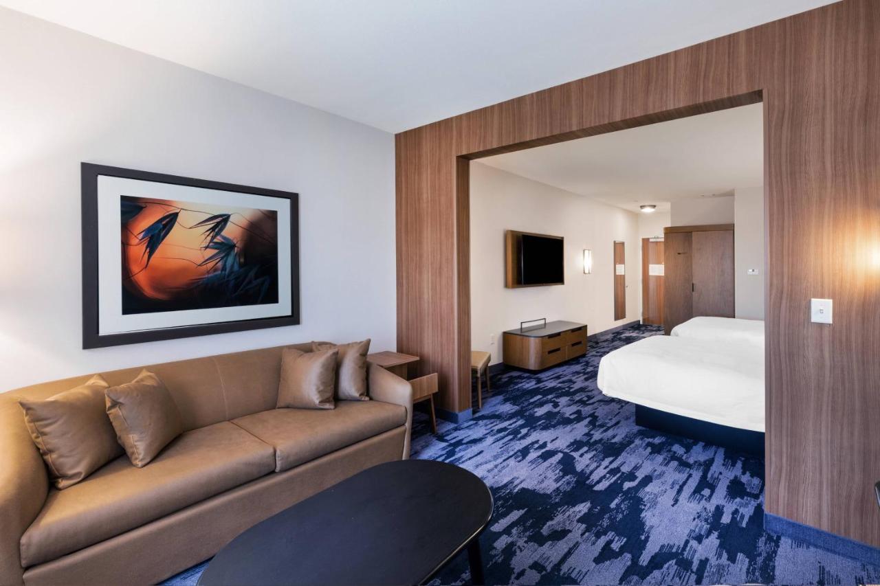Queen Suite with 2 Queen Beds and Sofa Bed at Fairfield Inn & Suites Houston Memorial City Area