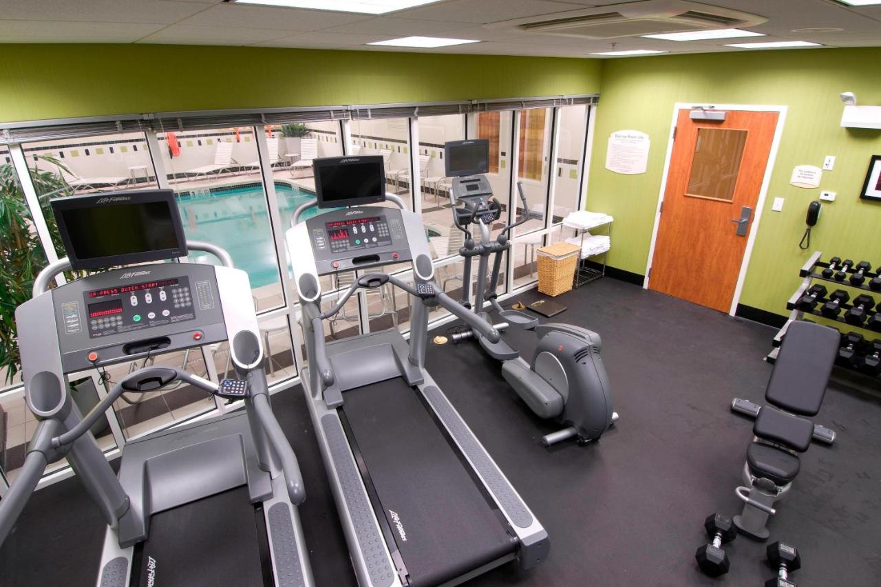 | Fairfield Inn & Suites Verona