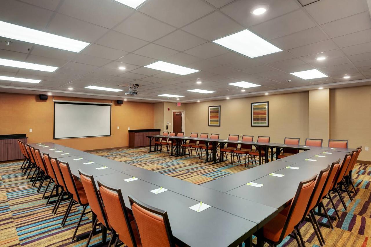 | Fairfield Inn & Suites Houston Northwest/Willowbrook