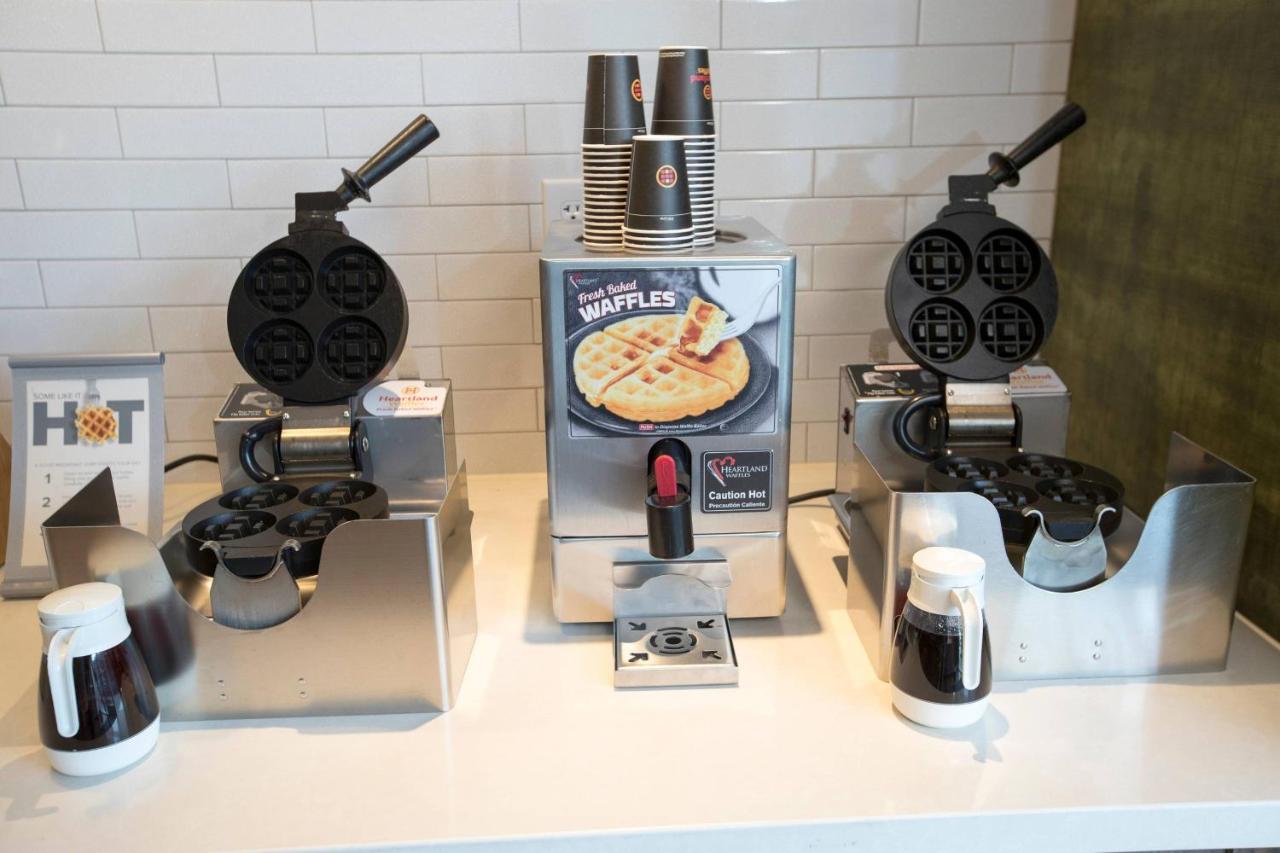 Fairfield Inn & Suites by Marriott Philadelphia Valley Forge/Great Valley