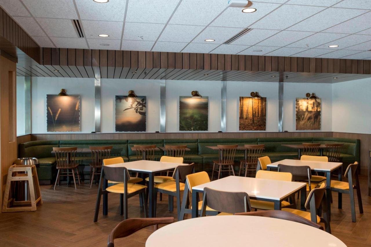 Fairfield Inn & Suites by Marriott Philadelphia Valley Forge/Great Valley