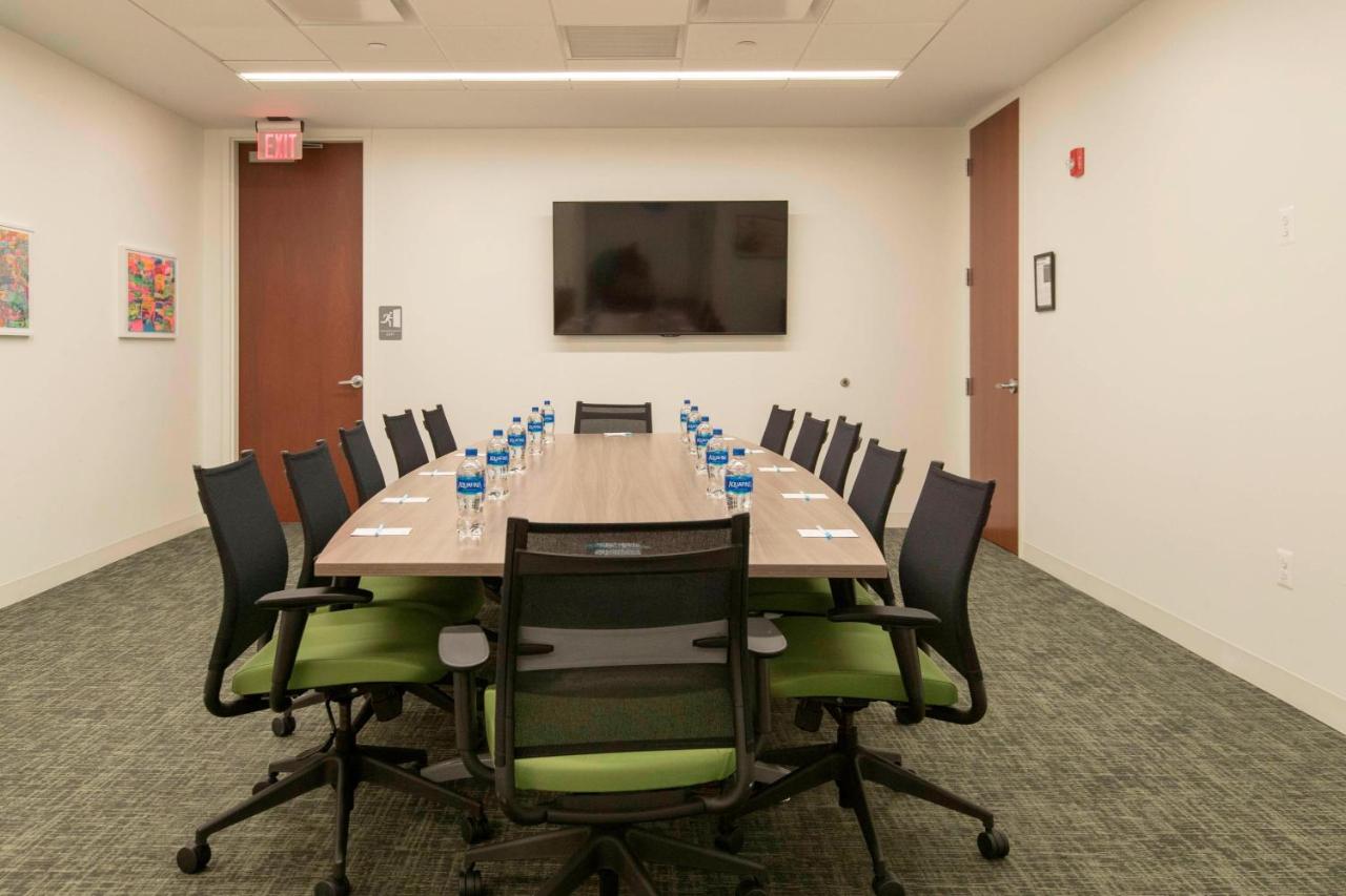  | Fairfield Inn & Suites by Marriott Philadelphia Valley Forge/Great Val