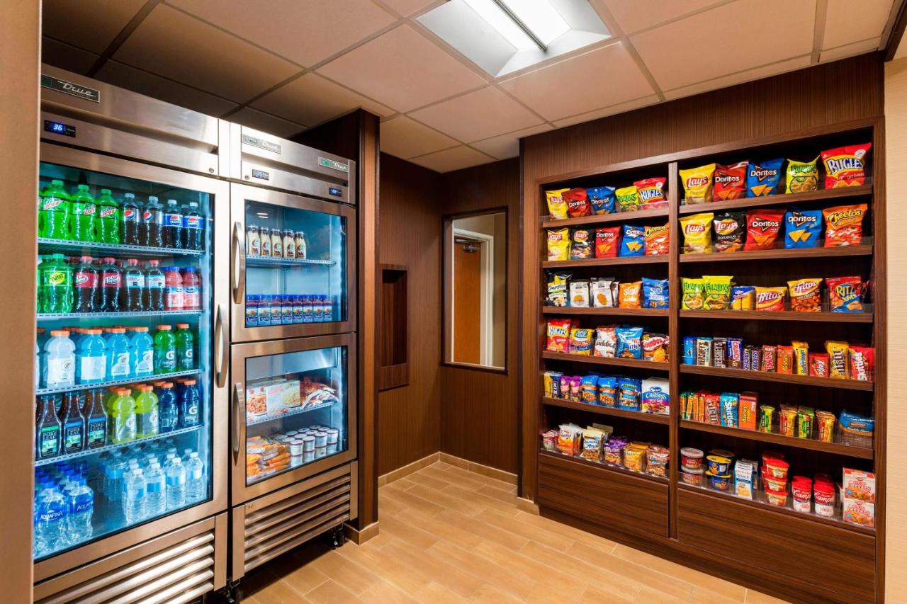 | Fairfield Inn and Suites St Petersburg Clearwater