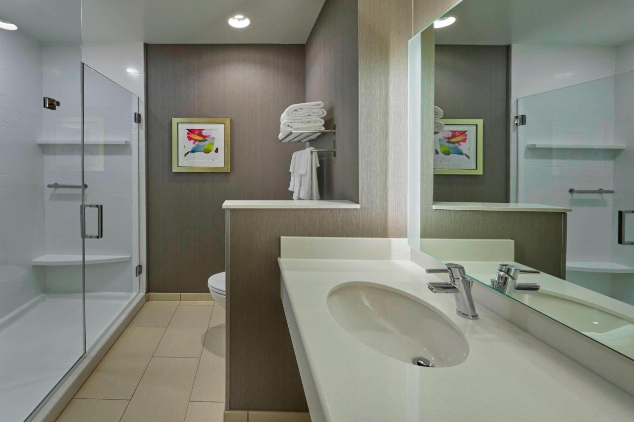 | Fairfield Inn & Suites by Marriott Grand Mound Centralia
