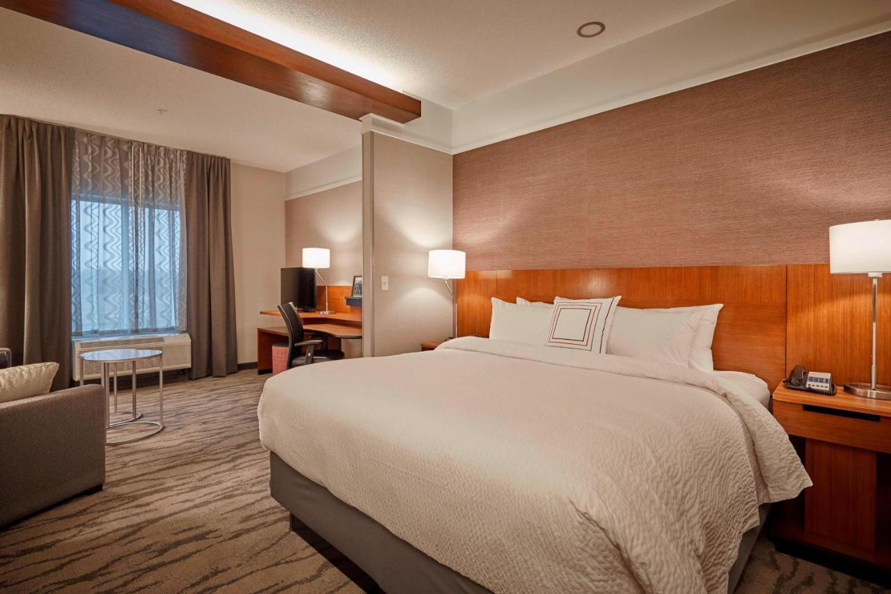 | Fairfield Inn & Suites by Marriott Grand Mound Centralia