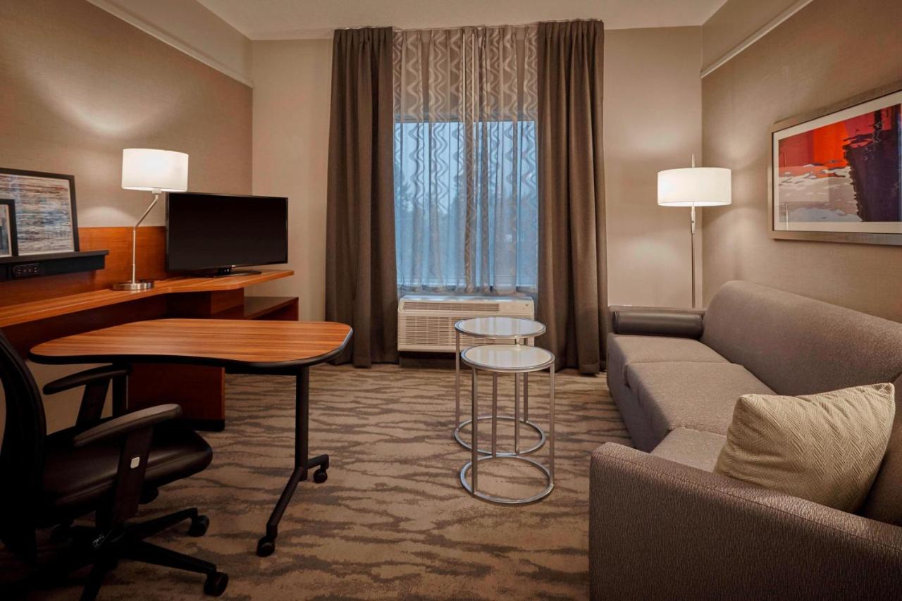 | Fairfield Inn & Suites by Marriott Grand Mound Centralia