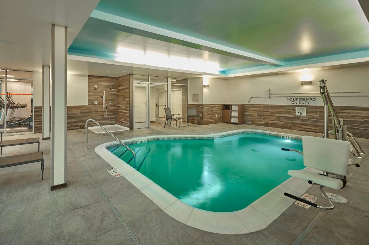 | Fairfield Inn & Suites by Marriott Grand Mound Centralia