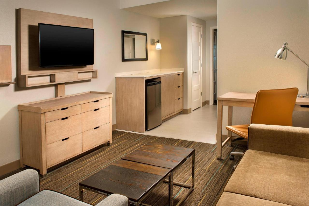 | Four Points by Sheraton Jacksonville Beachfront