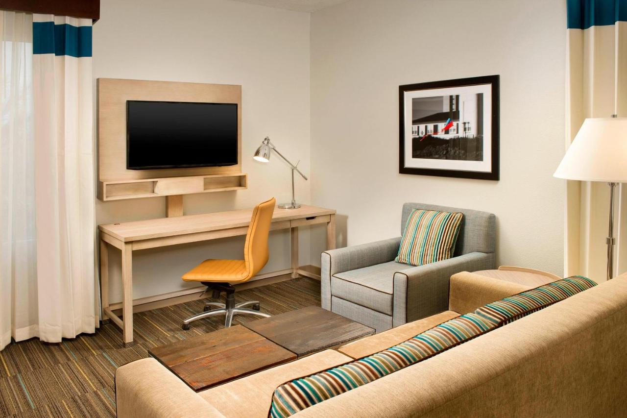 | Four Points by Sheraton Jacksonville Beachfront
