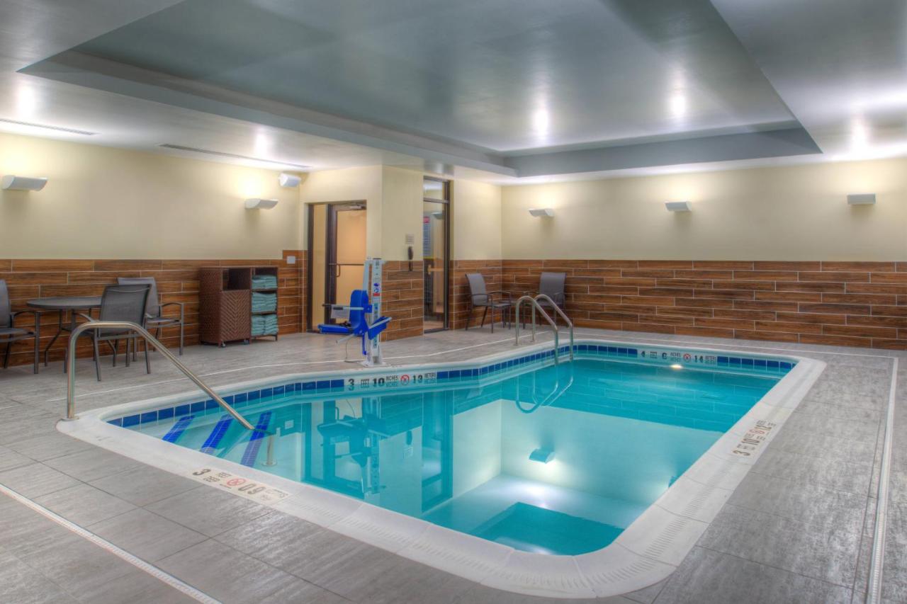  | Fairfield Inn & Suites by Marriott Canton