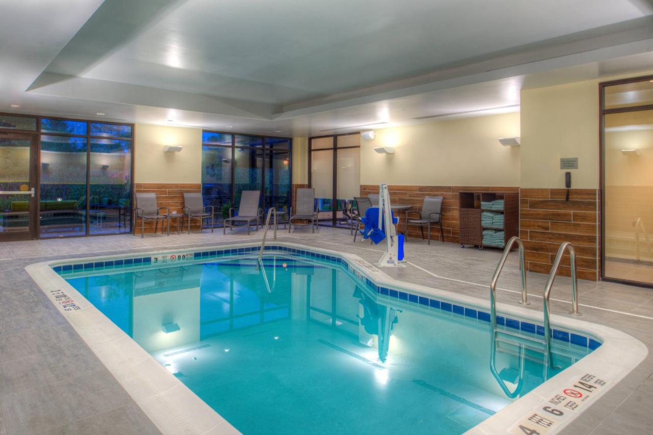  | Fairfield Inn & Suites by Marriott Canton